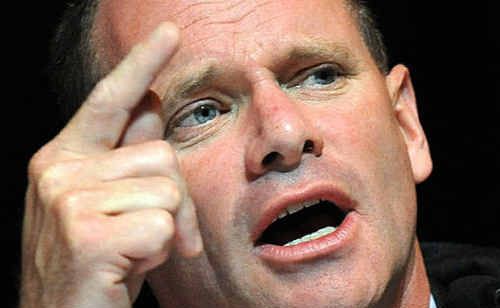 Campbell Newman has promised the LNP will never build a dam at Traveston Crossing. Campbell Newman has promised the LNP will never build a dam at Traveston Crossing.